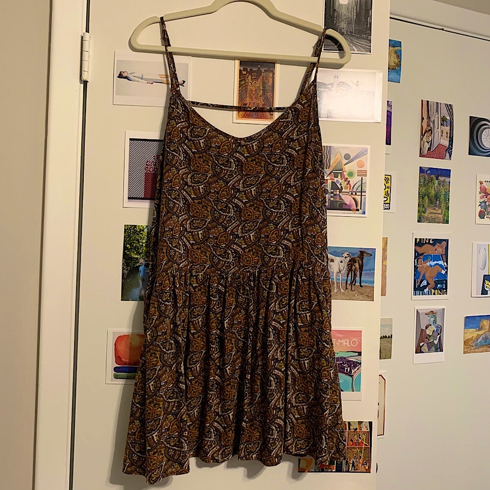 American Eagle yellow & blue paisley sundress